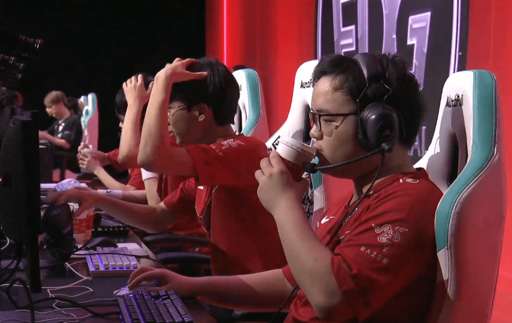 开云线上登录-Scout重要时刻出色发挥，切尔西带队取胜！观众掌声雷动-开云线上登录